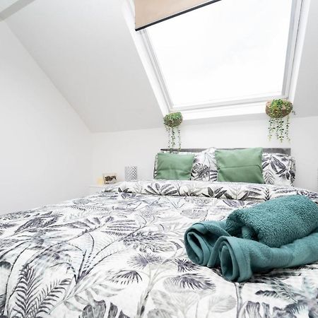 Move Inn Estates - Multiple Rooms Londres Extérieur photo