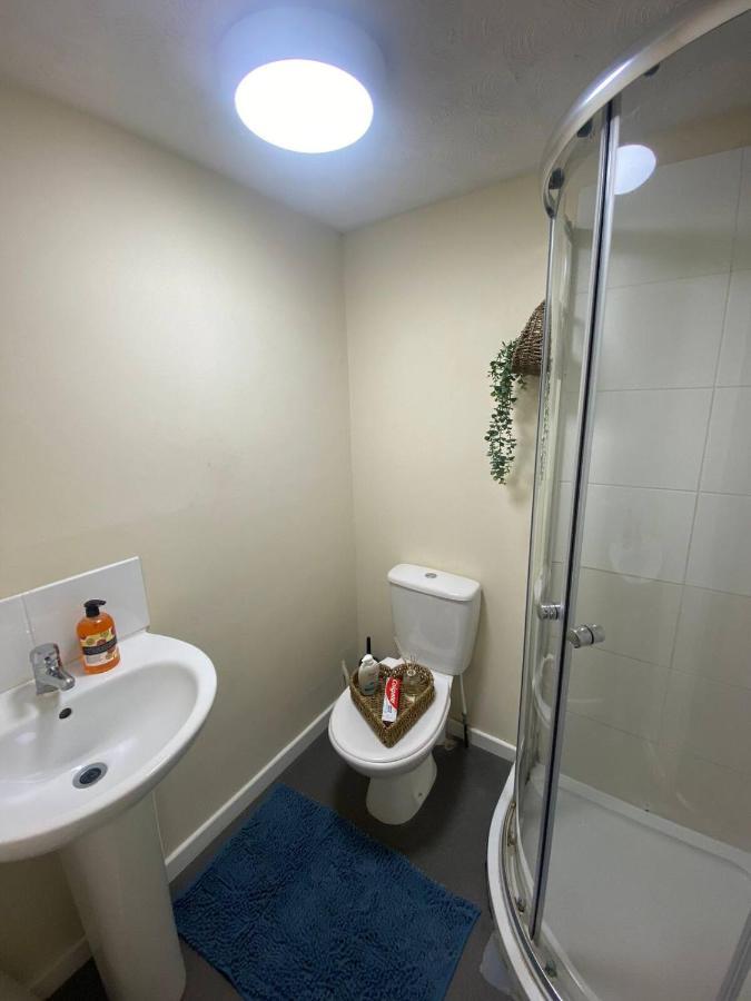 Move Inn Estates - Multiple Rooms Londres Extérieur photo
